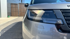 Land Rover Range Rover 3.0 D300 SE 4dr Auto Diesel Estate